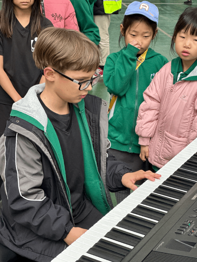 Celebrating Our Talented Musicians at Monday Recess (Dec 2023)