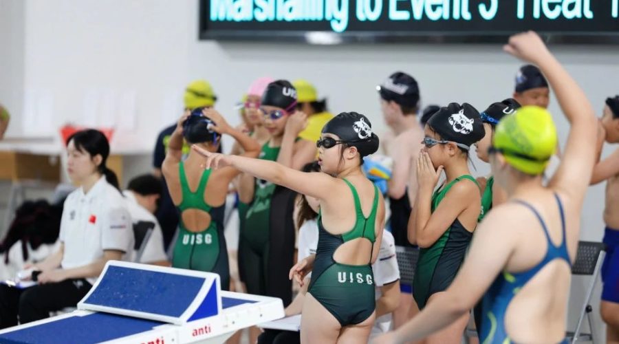 Wolves Shine at Spring Splash Swim Mee！闪耀”春季冲刺”游泳锦标赛