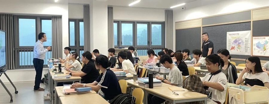 UISZ D12 Back to School Day: Setting Sail on a New Journey, Together Building Chapters of Dreams | UISZ D12返校日：启航新征程，共筑梦想篇章