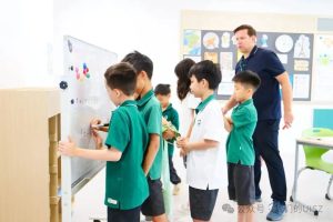 Wake Up and Say “Bonjour” with UISZ PYP French Learners!